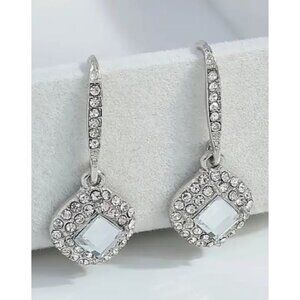 Elegant Silver-Plated‎ Crystal Drop Earrings With Clear Rhinestones